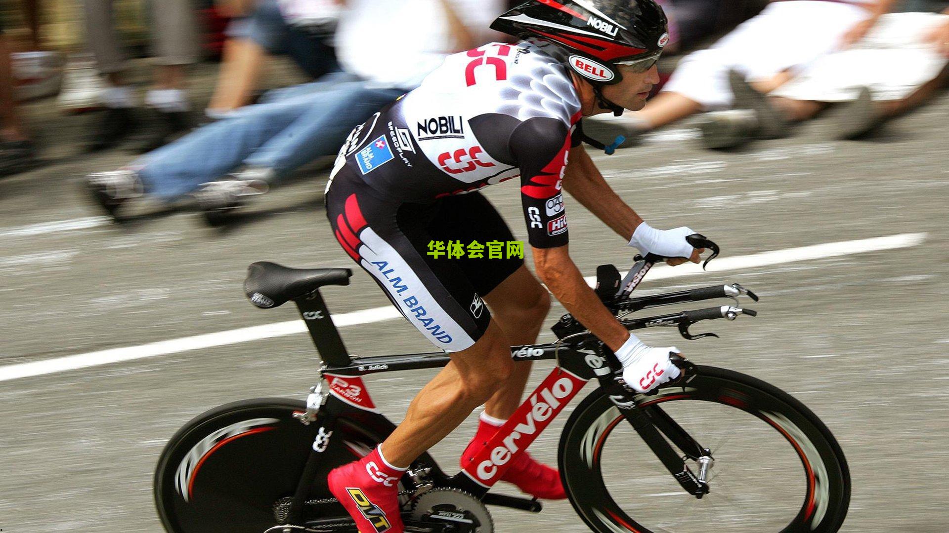 日本男篮逆转胜法国，巴图姆展现体育精神，霍金斯豪言球队无惧任何对手